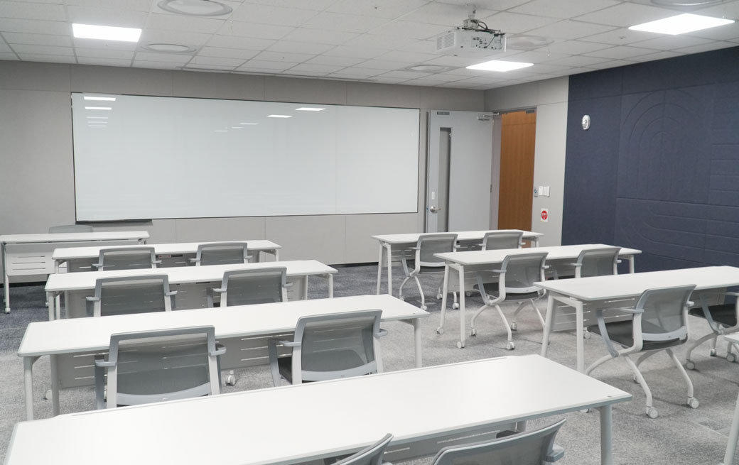 3_7_Multiple-lecture-room